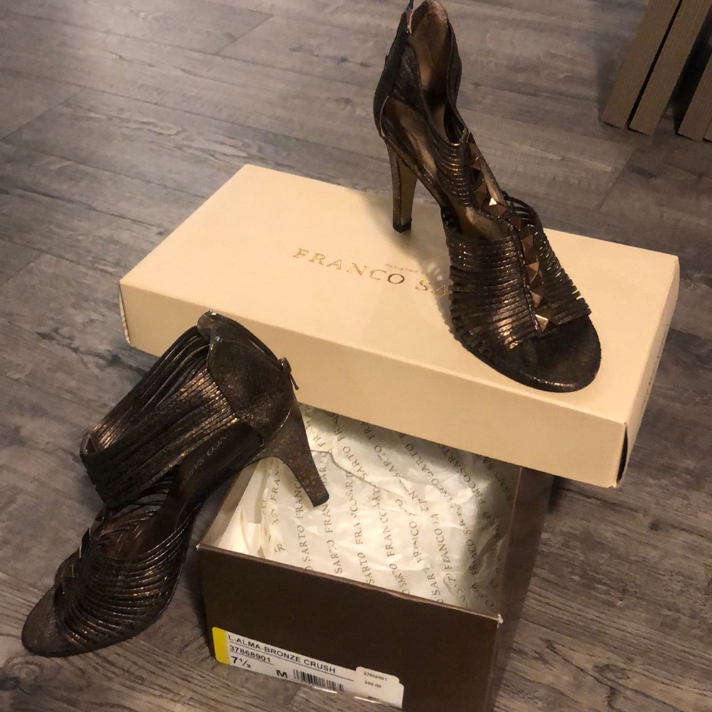 Women’s Size 7.5 Franco Sarto Heels